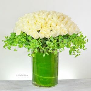 Very large flower arrangement of roses - Lady M. Roses - R27