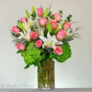 391939b8 pink roses green hydrangeas white lilies flower design - MD17 - Pink Breeze