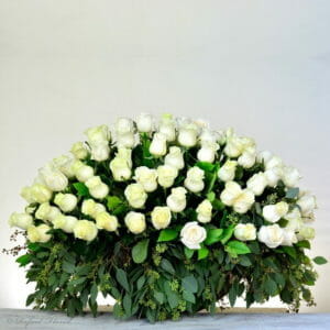 Large floral arrangement of white roses - Luxurious Roses - R30