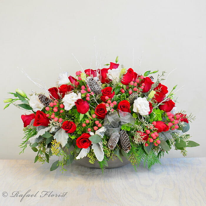 Grand Holiday Surprise - B335