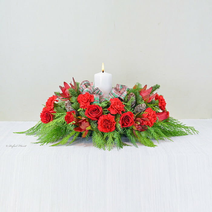 Christmas In Red Centerpiece - B315