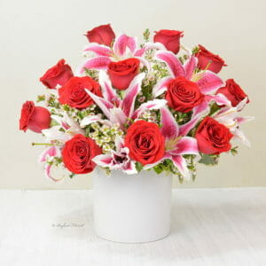 valentine rose stargazer lilies white vase - V7 - Sweet Whisper